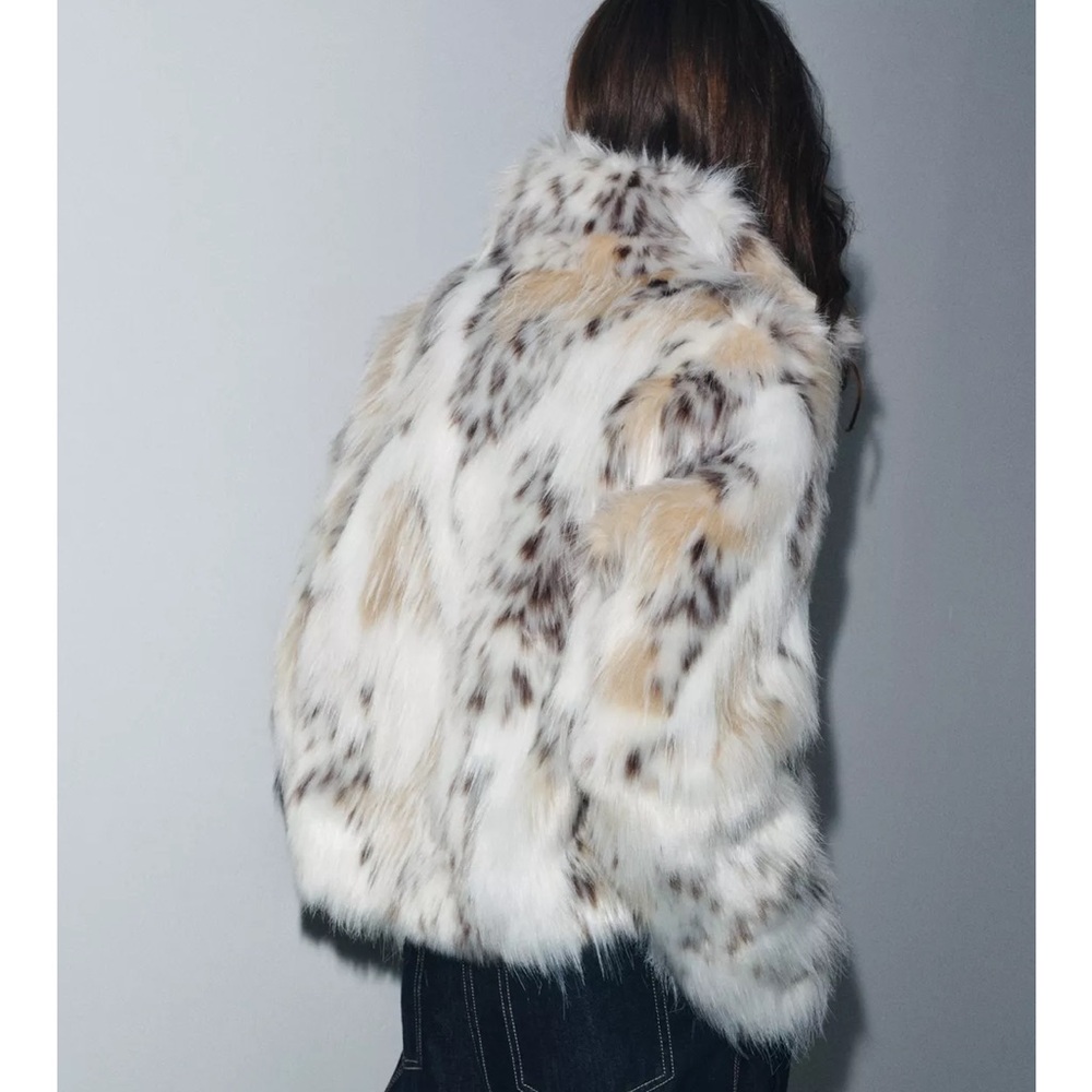 NWT Zara ZW collection faux fur coat - Picture 3 of 8